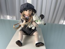 Poupée d'artiste poupée en porcelaine 24 cm. Excellent état