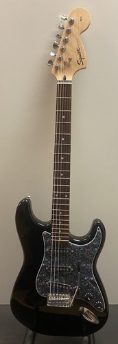 Squier fender strat - squier, by