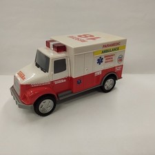 Voiture miniature / ambulance