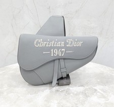 Dior Sac à dos en grain gris