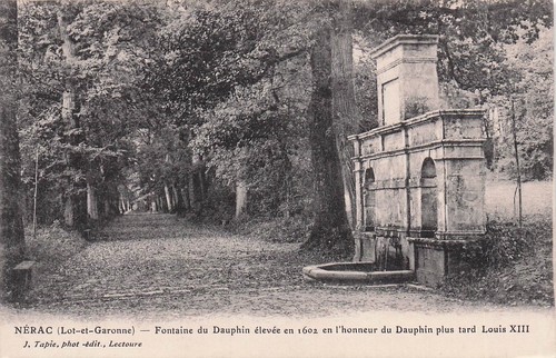 Nerac fontaine dauphin - nerac,