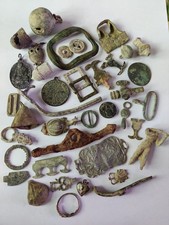 Lot D Objets Médiévaux Et Autres ( Divers Époques )  A Identifier