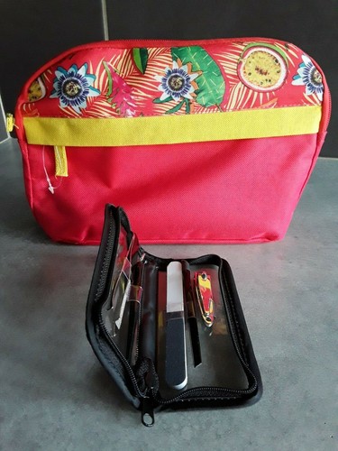 Trousse toilette et - toilette,