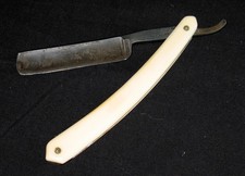 RASOIR DROIT MANSUY BELFORT COUPE CHOUX BON ETAT LAME A NETTOYER ET AFFUTER 09