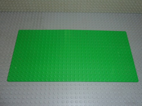 Lego bright green baseplate - green,