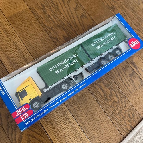 Siku truck with - truck,
