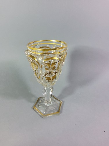 Grand verre pied cristal - à,