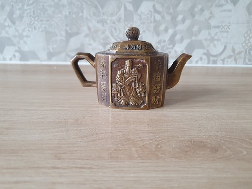 Théière chinoise bronze