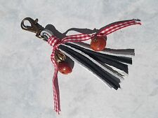 PORTE CLEFS COURRIER / MAIL BIJOU DE SAC POMPON CUIR NOIR BLANC 12 cm ARTISANAT