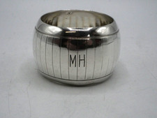 BEAU ROND DE SERVIETTE ARGENT MASSIF FRANCE POINCON MINERVE INITIALES M.H