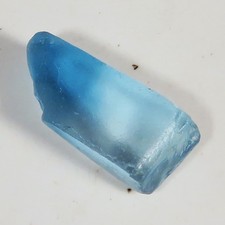 100% Naturel Topaze Brut Bleu