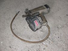 PISTOLET A CLOU PNEUMATIQUE DUO FAST MAILER en l'etat non testé