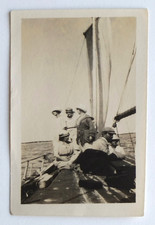Femmes hommes voilier bateau navigation 1919 - Photo ancienne snapshot (petite)