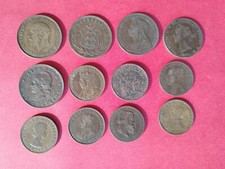 N°25) - 12 PIECES ETRANGERES