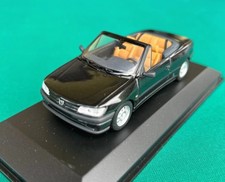 PEUGEOT 306 Cabriolet noir 1995 1/43 MINICHAMPS
