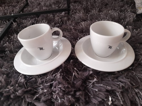 Lot tasses sous - de, sous-tasses