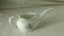 BIBERON DE MALADE BEC DE CANARD EN PORCELAINE DECOR FLORAL**