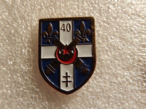 Pin blason fleur - pin's,