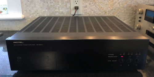 Rotel six channel 956ax - six,