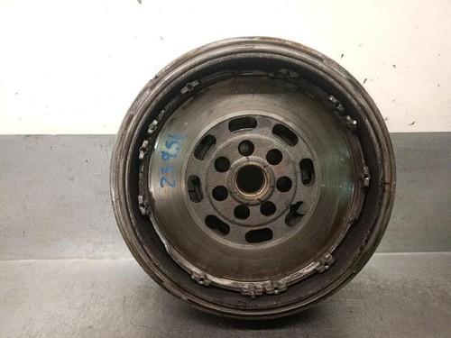 7701476546 volant moteur