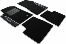 Tapis Moquette Avec Broderies