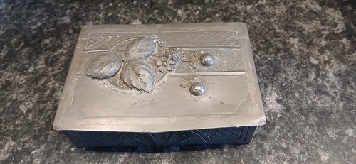 Belle boîte étain art - étain, d'art