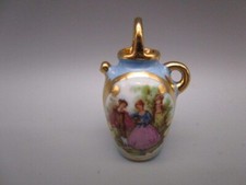 Verseuse miniature ancienne en