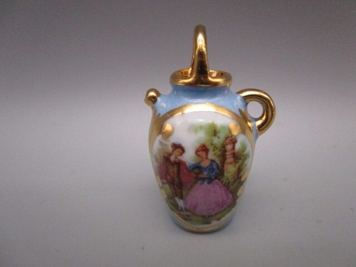 Verseuse miniature ancienne - , en