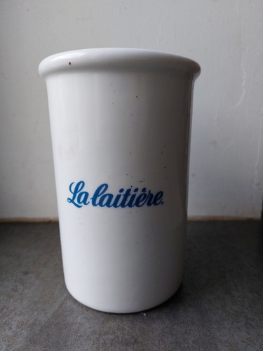 Pot ancien blanc - , laitiÈre