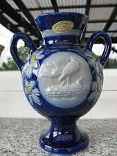 VASE  2 ANSES Gravé Main