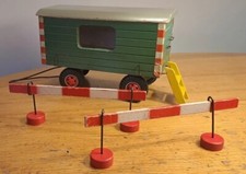 Remorque en bois roulotte de chantier Steiff Bau / CIJ Joustra 