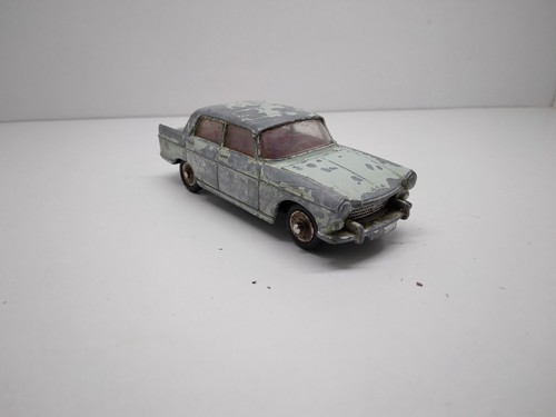 Dinky toys peugeot - dinky,