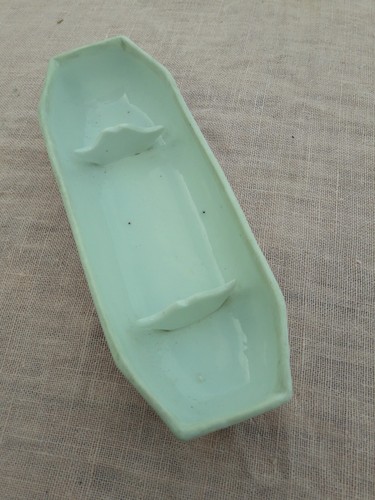 Ancien porte brosse dents - ancien, a