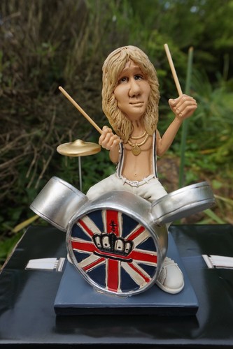 841 689 figurine caricature - 841.689,