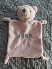 Doudou plat ours rose gris IKKS - 