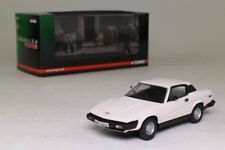 TRIUMPH TR7 NEW WHITE