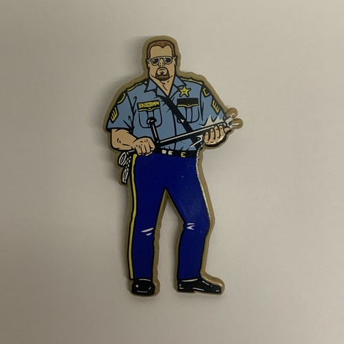 Pin pins figurine wwf - figurine, hasbro