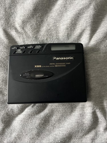 Panasonic v520 powers on - panasonic,