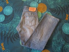 Jean Levi’s 501 Fashion