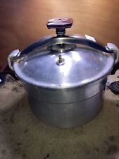 (D4) ANCIENNE COCOTTE MINUTE