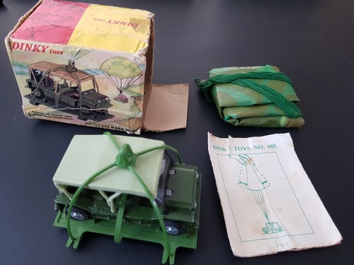 601 dinky toys austin para - 601,