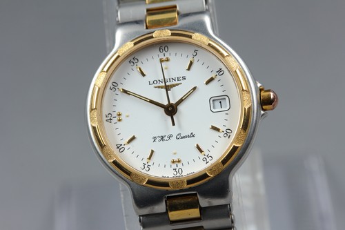Presque comme neuve montre - neuve],