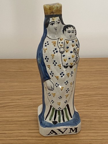 Vierge enfant en - l'enfant, faïence