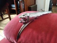 emblème lion   pour capot