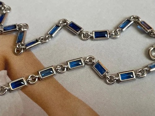 Collier sur station or - station,