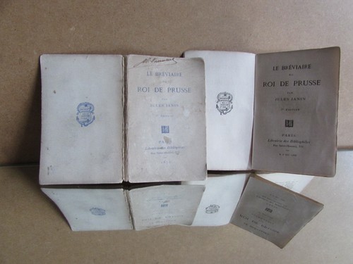 Très rare petit livre - très,