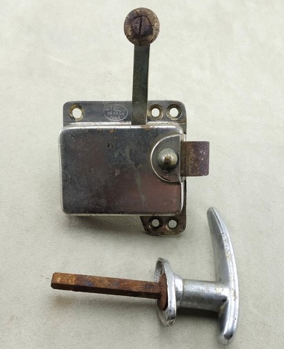 Ancienne serrure yvel - ancienne,