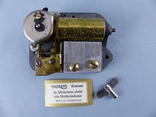 Boite à musique THORENS In München steht ein Hofbrä music box Spieluhr Musikdose