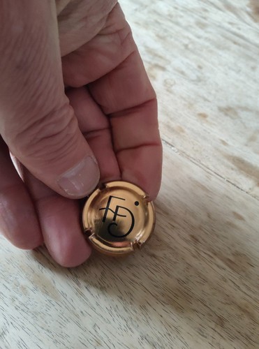 Capsule muselet de - de,