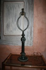 Grand pied de lampe  en bronze